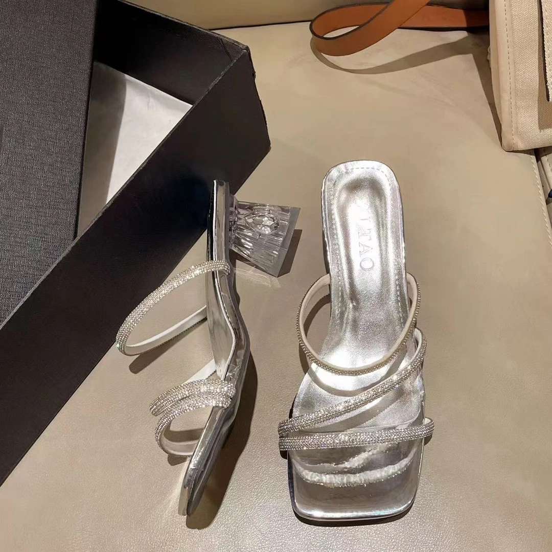 水晶跟法式外穿高跟凉鞋女2025新款仙女风一字带水钻粗跟露趾凉拖