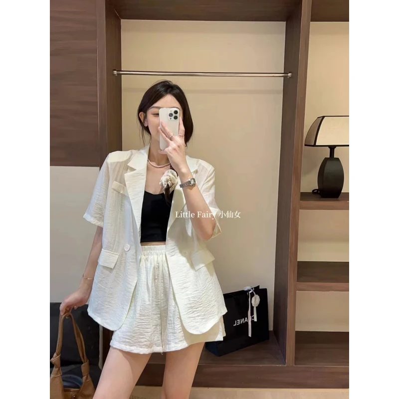 时尚气质简约轻薄透气小西装套装女2025夏季宽松高腰短裤两件套