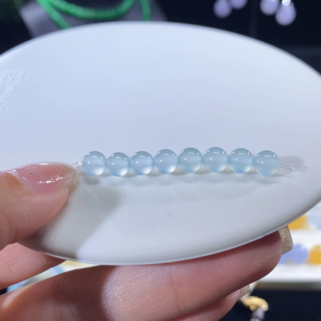 翡翠未镶嵌颈饰翡翠冰蓝小珠多样性发一