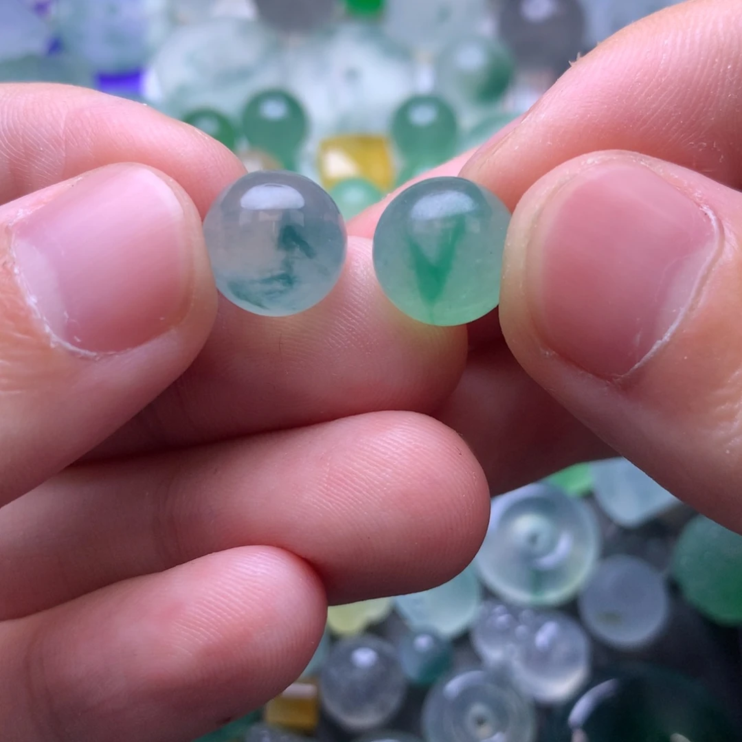 1***9定制翡翠未镶嵌挂件