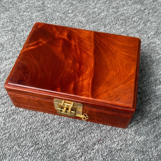 新中式榫卯结构加厚防尘收纳箱首饰盒带锁饰品盒收纳盒中式百宝箱