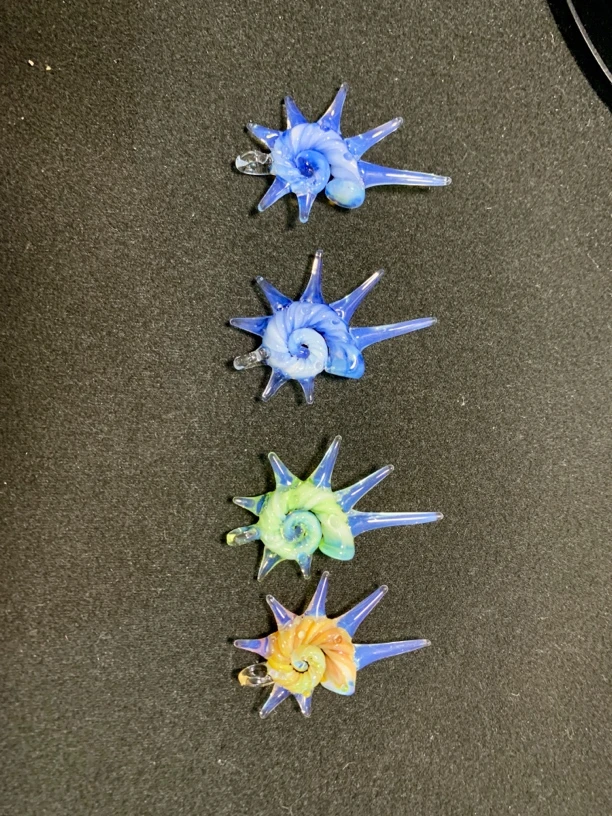 纯手工烧制琉璃太阳螺款式颜色温和鲜艳喜欢的话可以了解一下好看