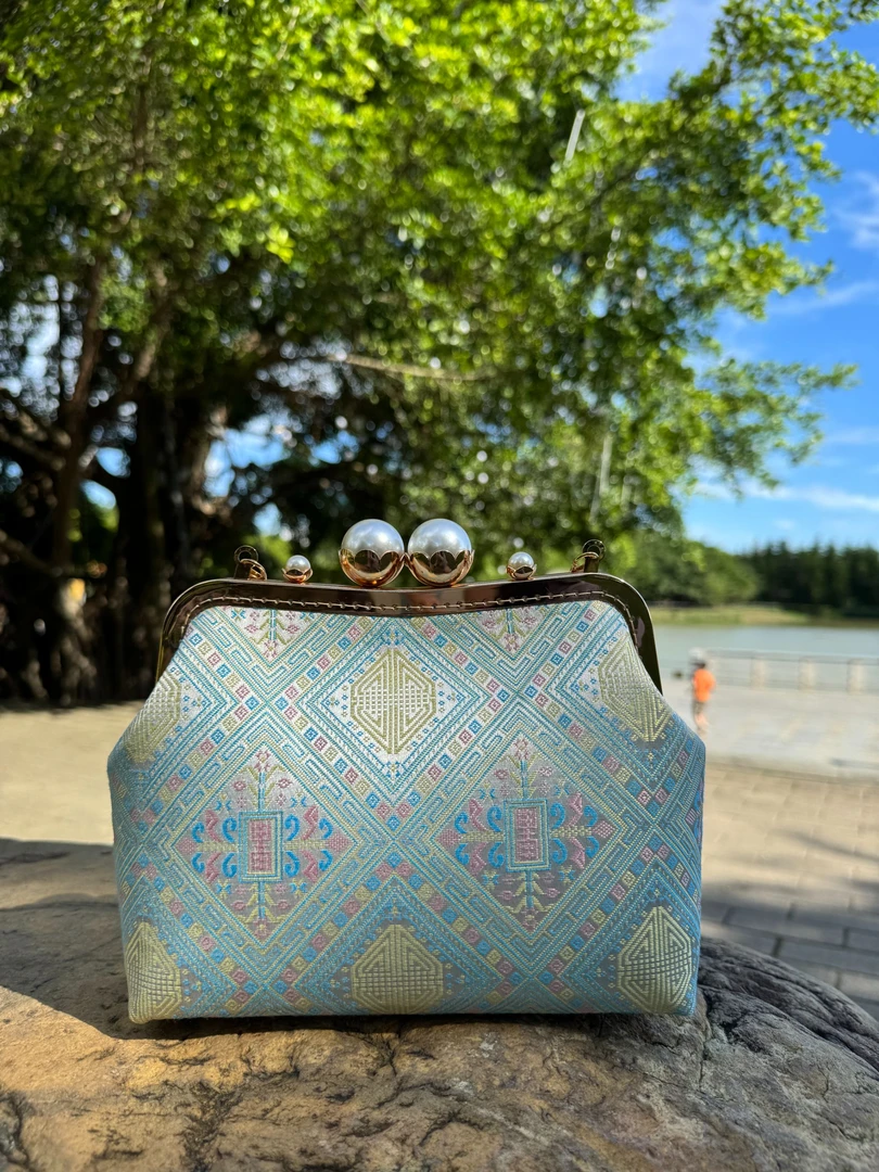广西非遗壮锦手工珍珠口金包包万寿花国风手提斜跨轻奢国风百搭