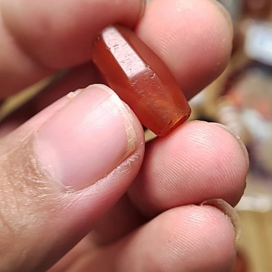 玛瑙/玉髓合金颈饰清，玛瑙珠子有磕