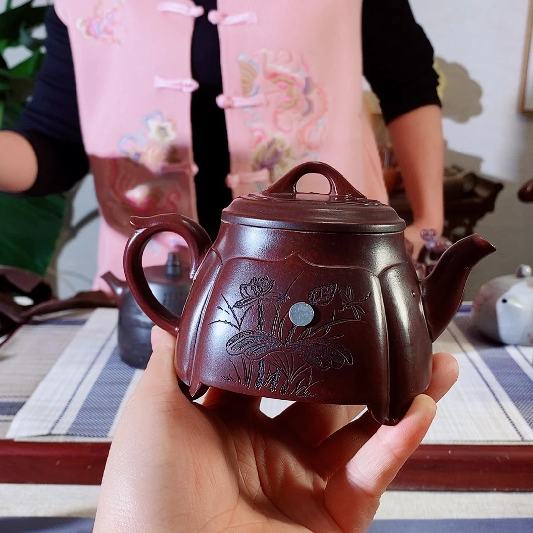 紫砂茶壶宜兴紫砂一家