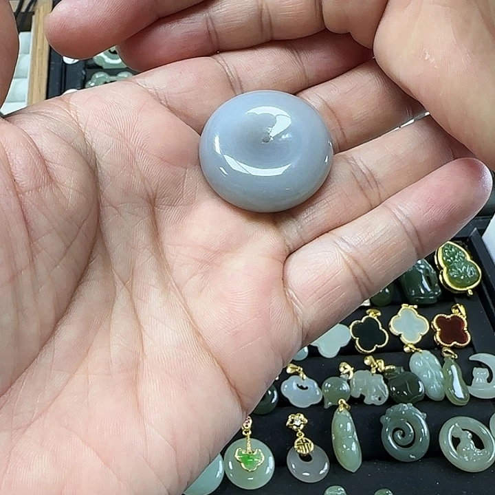 和田玉吊坠(不含链)未镶嵌