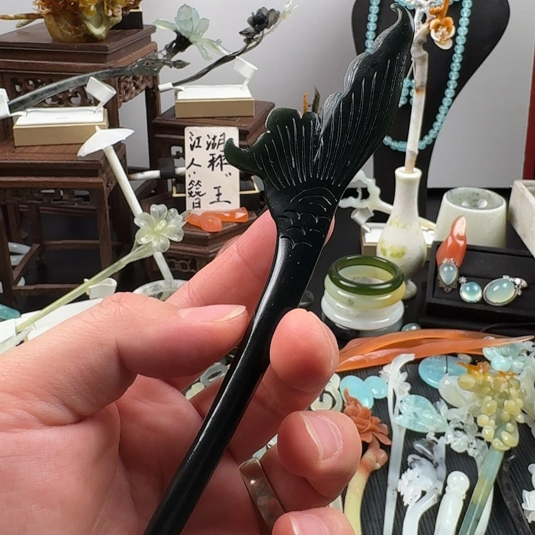 蛇纹石玉未镶嵌发饰