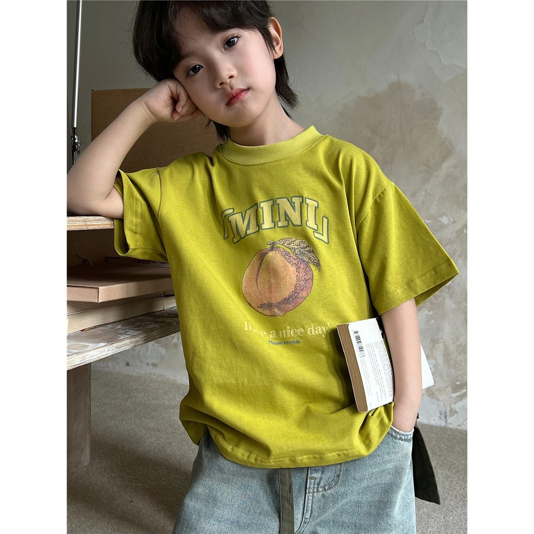 儿童桃子喷绘短袖2025童装春夏款休闲半袖宽松洋气时尚圆领韩版
