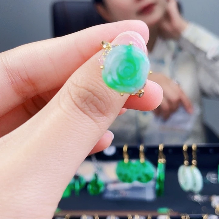 翡翠戒指银S925镶嵌饰品