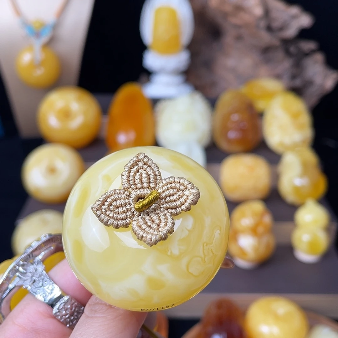 琥珀未镶嵌珠宝奇石