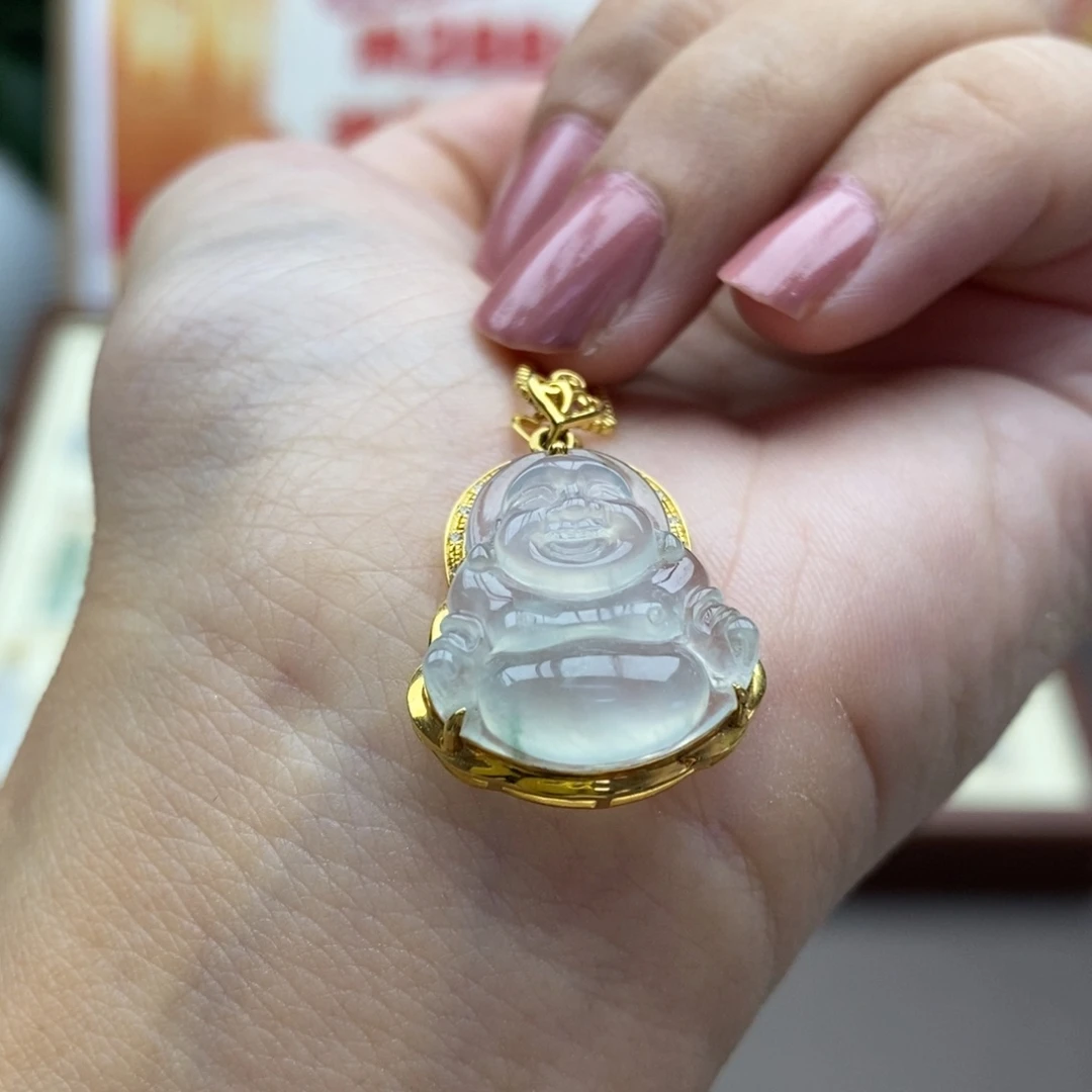 翡翠18K金镶嵌颈饰吊坠44