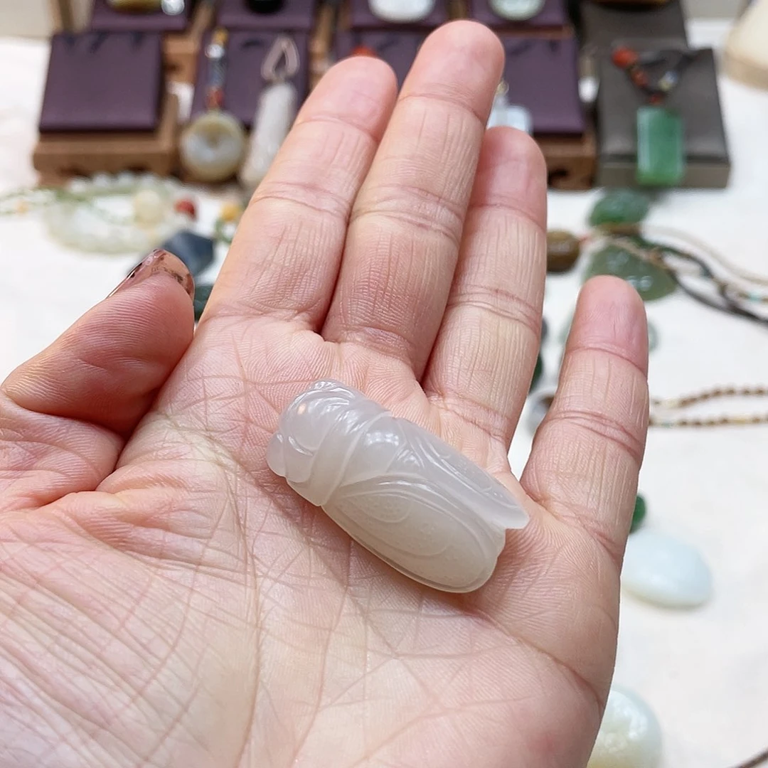 和田玉颈饰未镶嵌