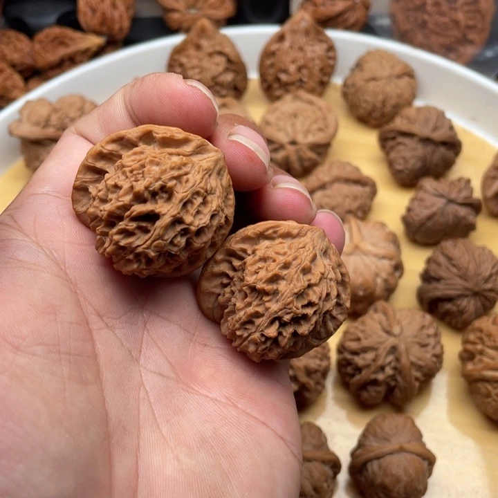 文玩核桃把件用****1文玩核桃手把件