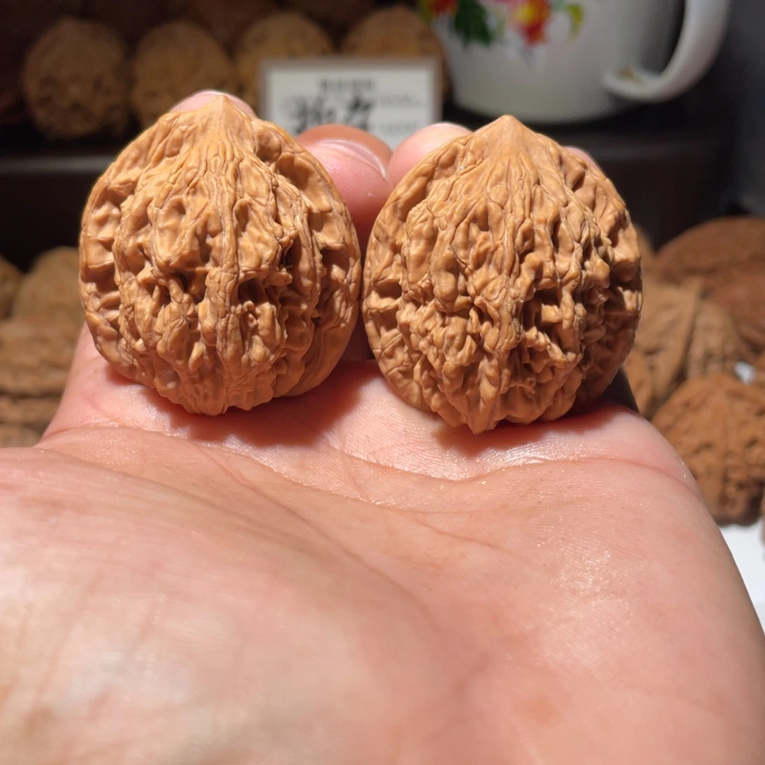 文玩核桃吊坠38全品 虎头 福利