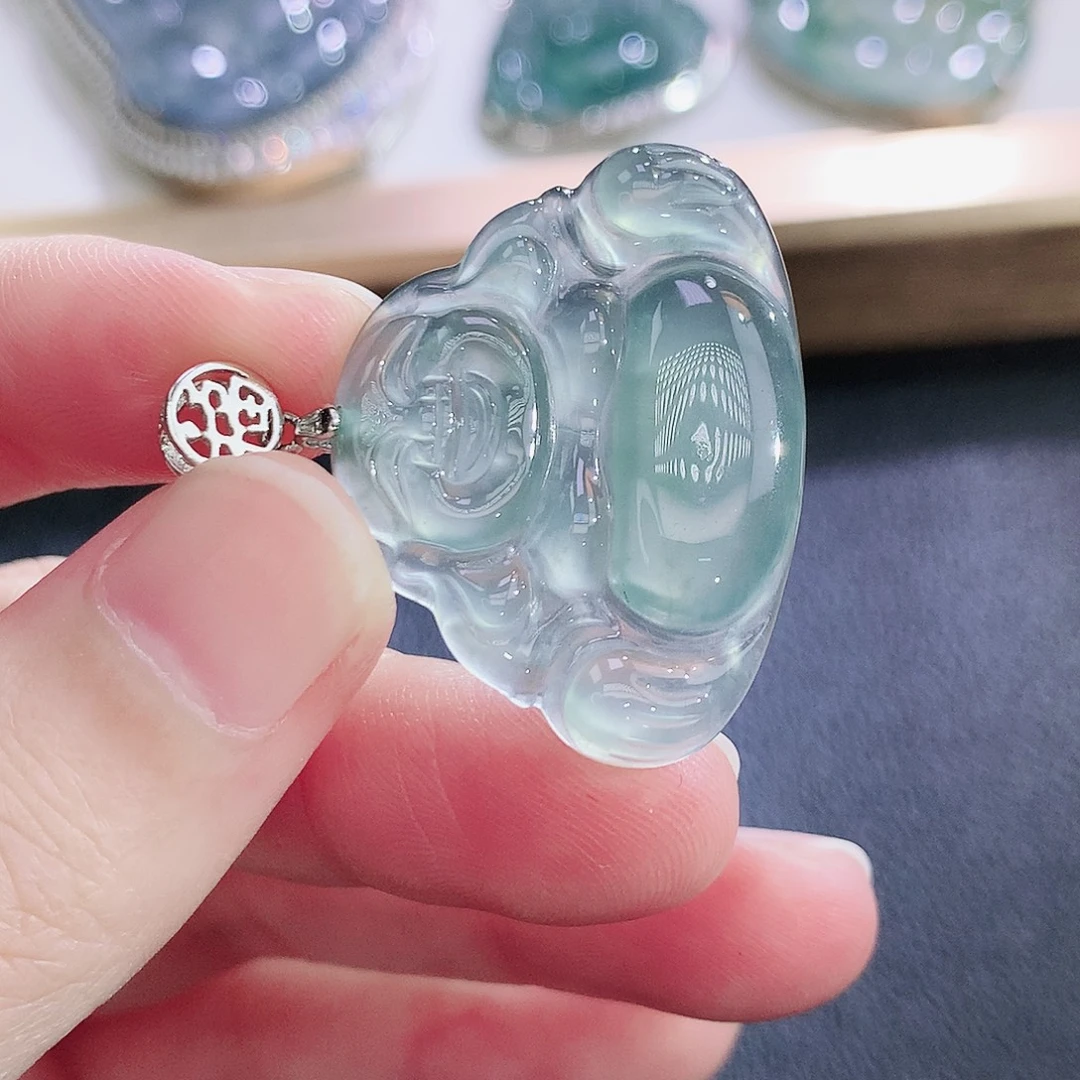 翡翠未镶嵌挂件翡翠