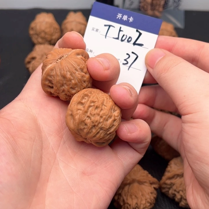 文玩核桃把件˙*˙全品铁锤