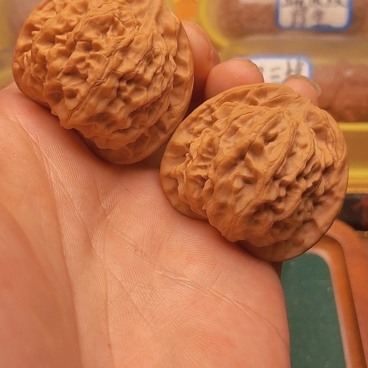 文玩核桃把件42全品蜡皮秦公子