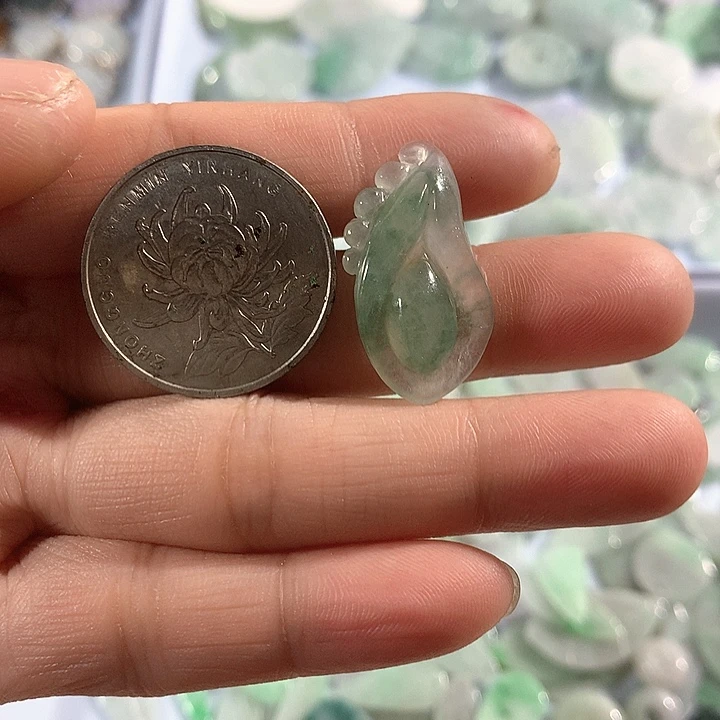 翡翠未镶嵌吊坠(不含链)吊坠