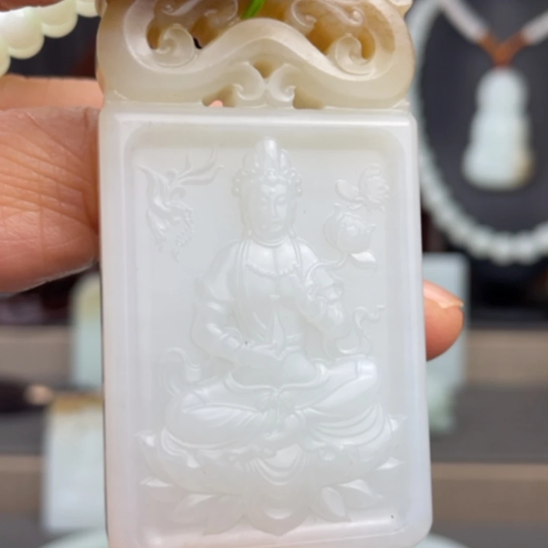 【闪购商品】颈饰未镶嵌和田玉