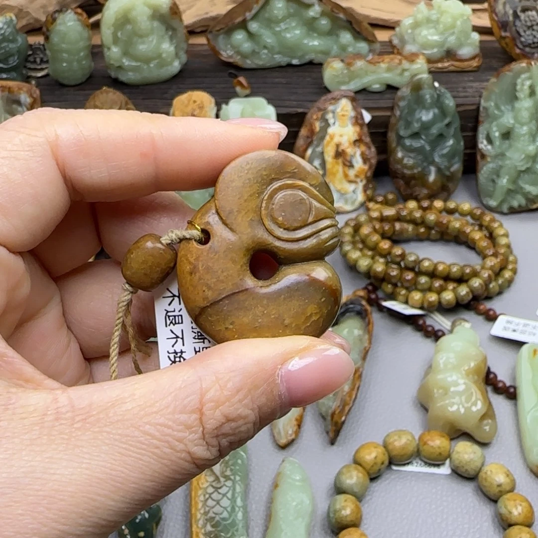 @***空岫岩河磨玉（透闪石质玉）未镶嵌珠宝奇石