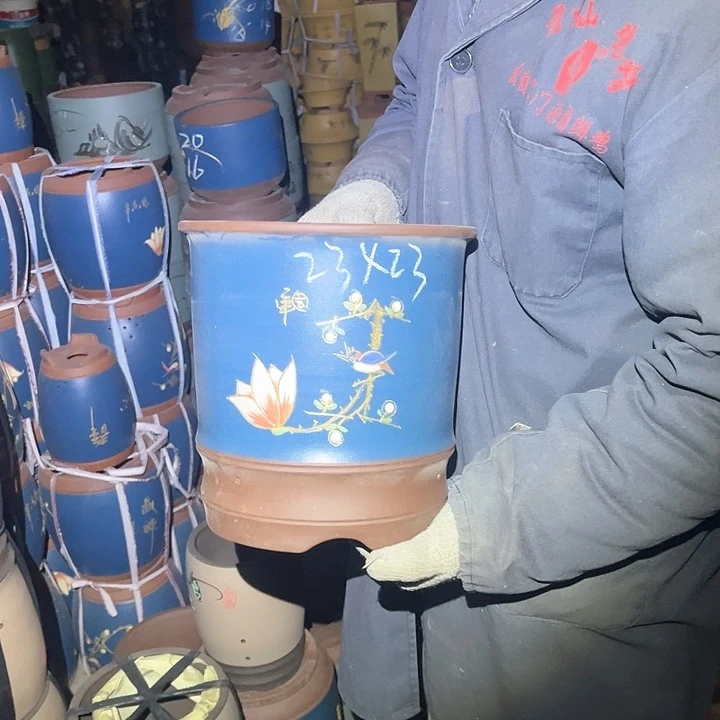 紫砂紫砂花盆和茶的搭配