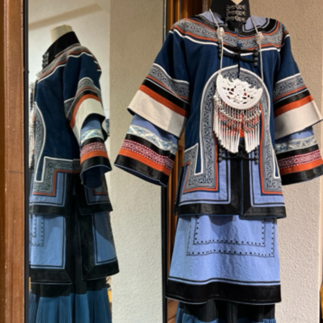 民族服装外套服装表演服休闲印花连衣裙中长款彝族服装