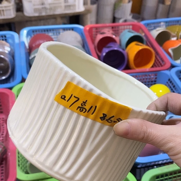 陶瓷花盆有孔 瑕疵介意勿拍