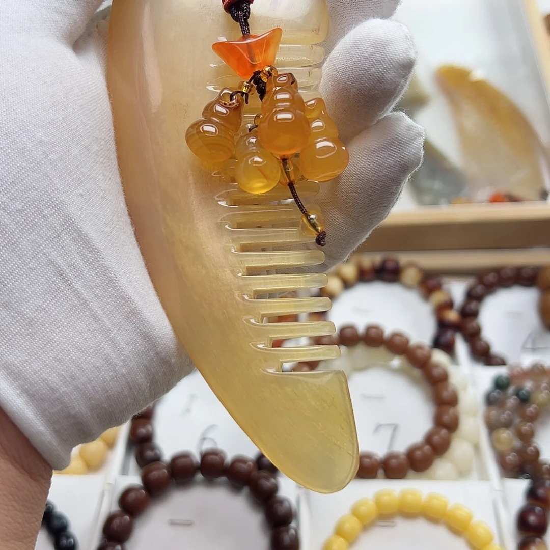 菩提根/象牙果手串金****S8888