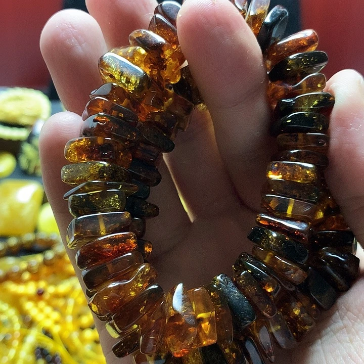 琥珀珠宝奇石未镶嵌