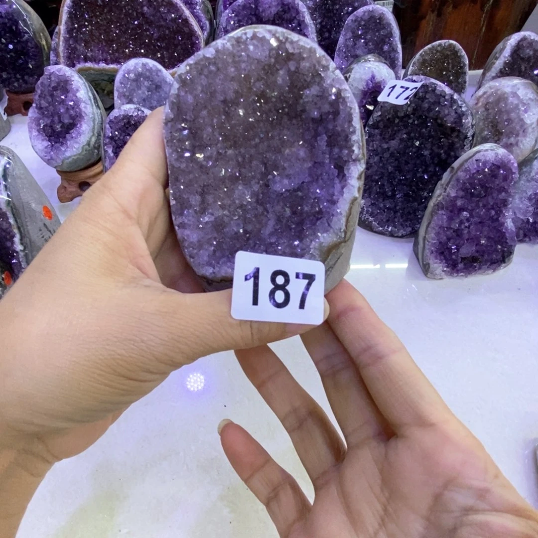 紫晶大型摆件（非配饰）未镶嵌