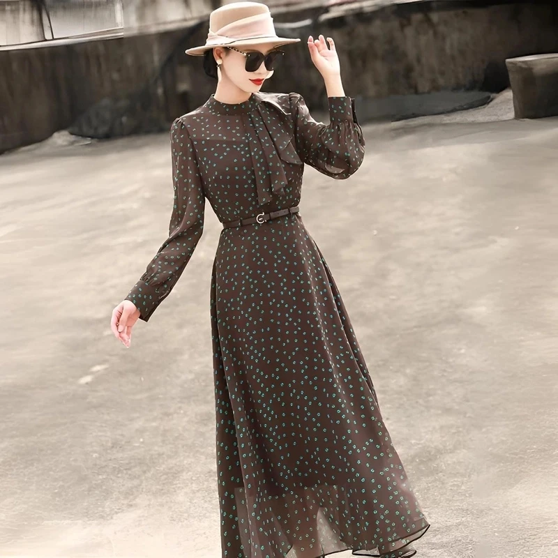 赫本风夏季气质优雅荷叶边长袖收腰法式系带长款显瘦修身碎花裙