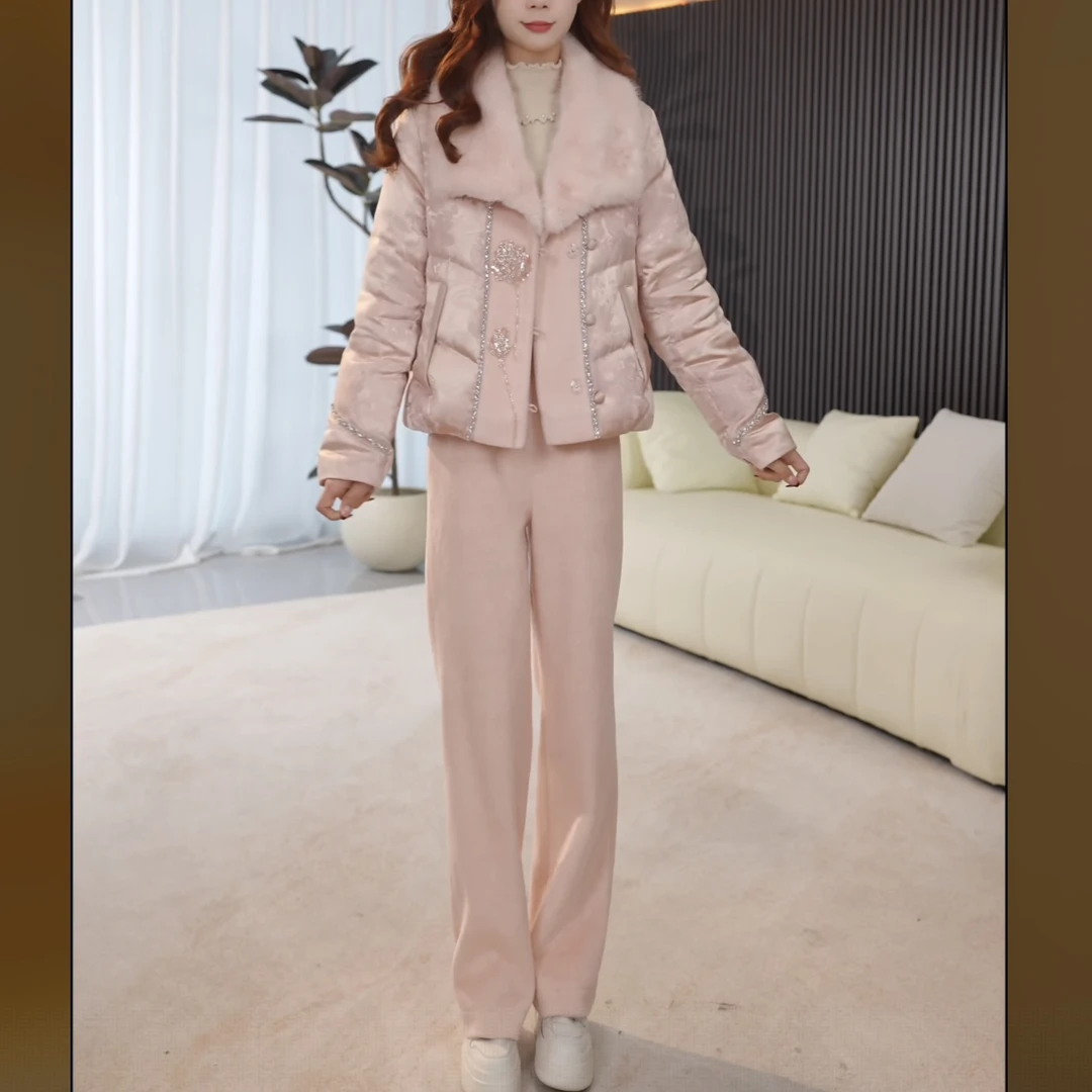 【羽绒服套装】2025冬季时尚修身休闲女神范显瘦减龄百搭羽绒服套装