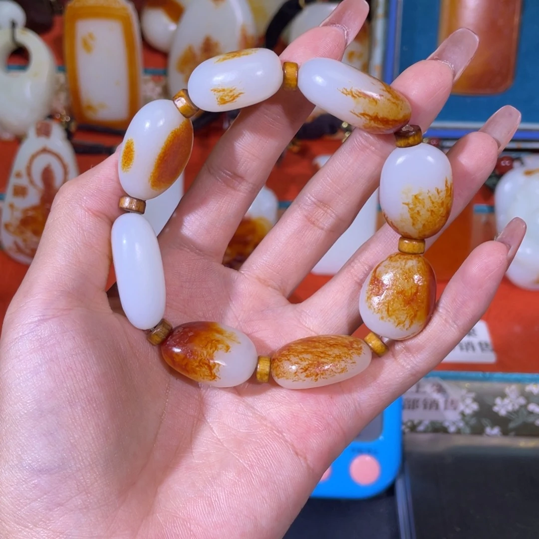 徐***品未镶嵌手串和田玉