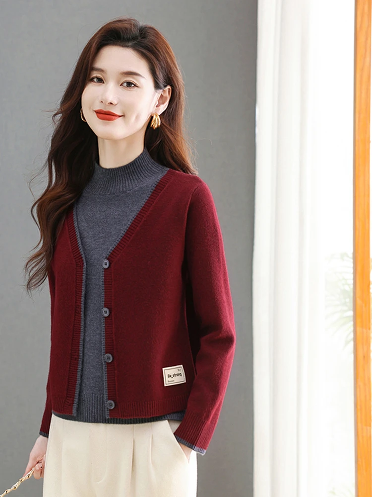 秋冬新款设计感拼色短款针织开衫女装半高领假两件爆款时洋气毛衣