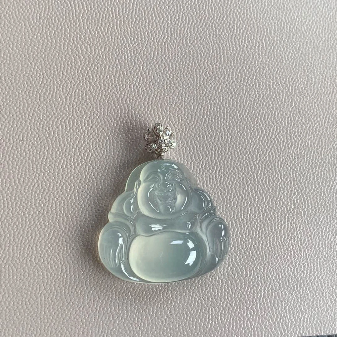 翡翠颈饰18K金镶嵌天然翡翠