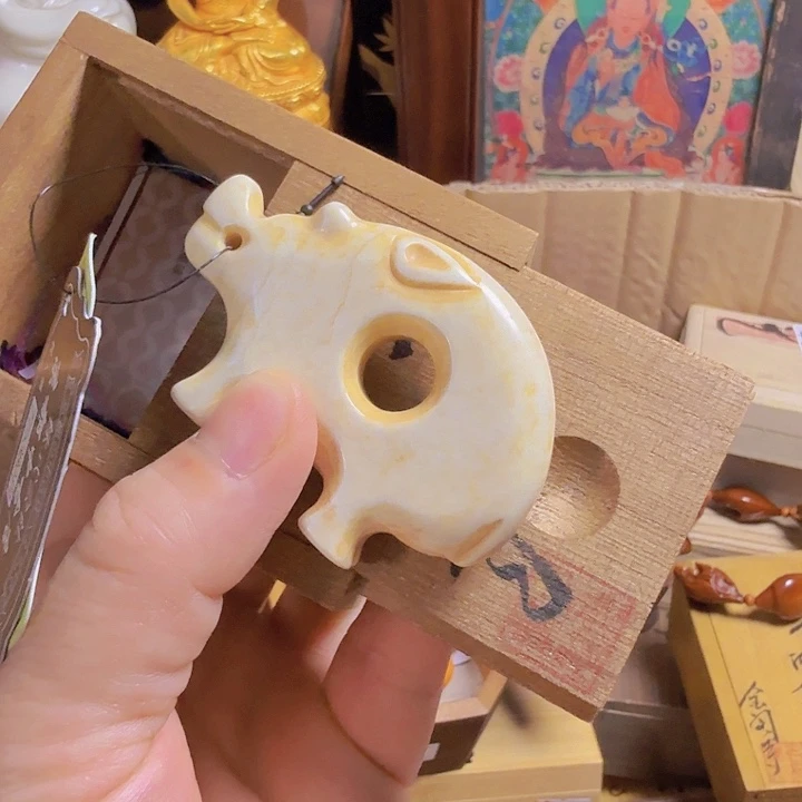 玛瑙/玉髓颈饰合金