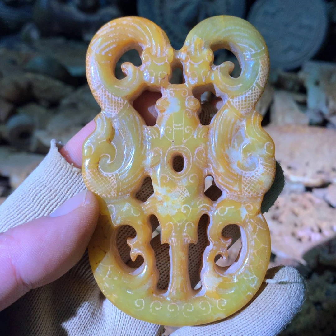 和田玉未镶嵌挂件