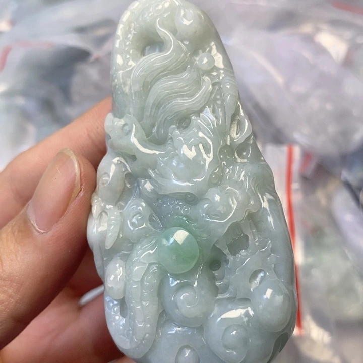 翡翠未镶嵌颈饰天然翡翠A货