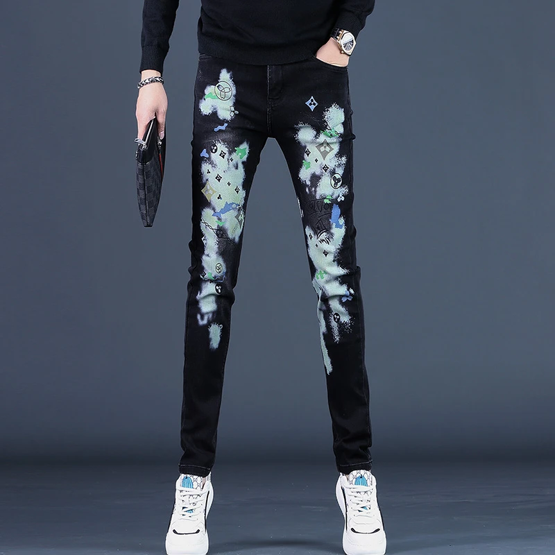 秋冬季新款黑色牛仔裤男修身小脚裤子韩版高档印花休闲男士长裤潮