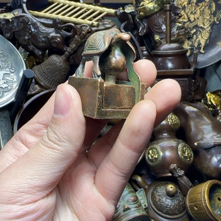 铜器把玩摆件链接