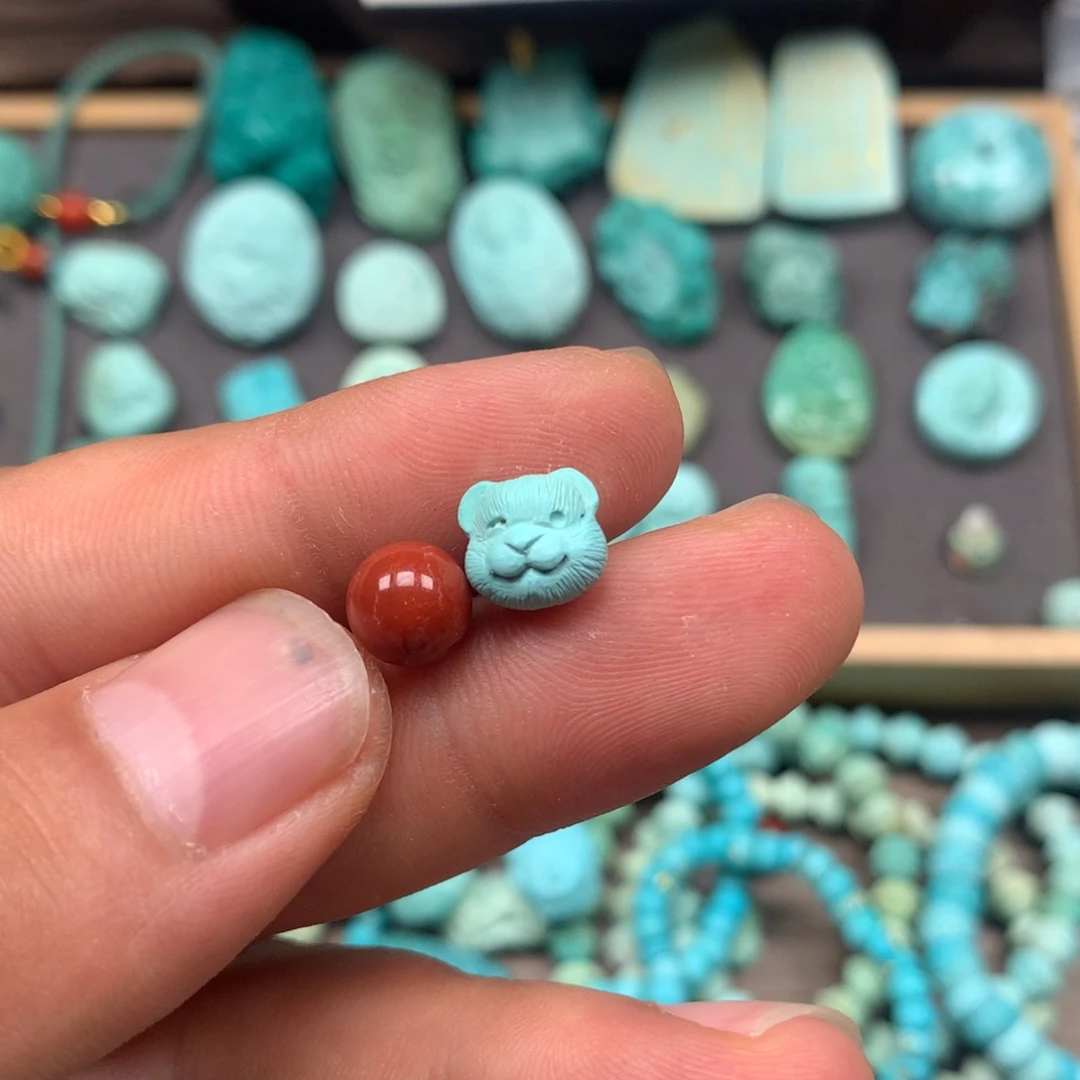 南红玛瑙雕刻未镶嵌