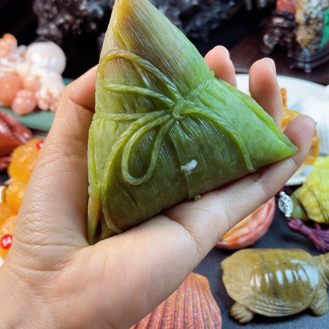 风***铃寿山石手艺人雕刻