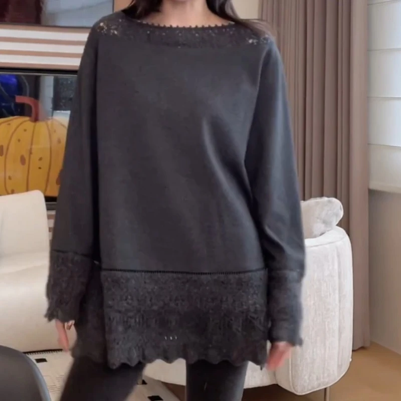 新款时尚休闲一字领镂空钩花拼接设计打底衫针织衫LK2508652