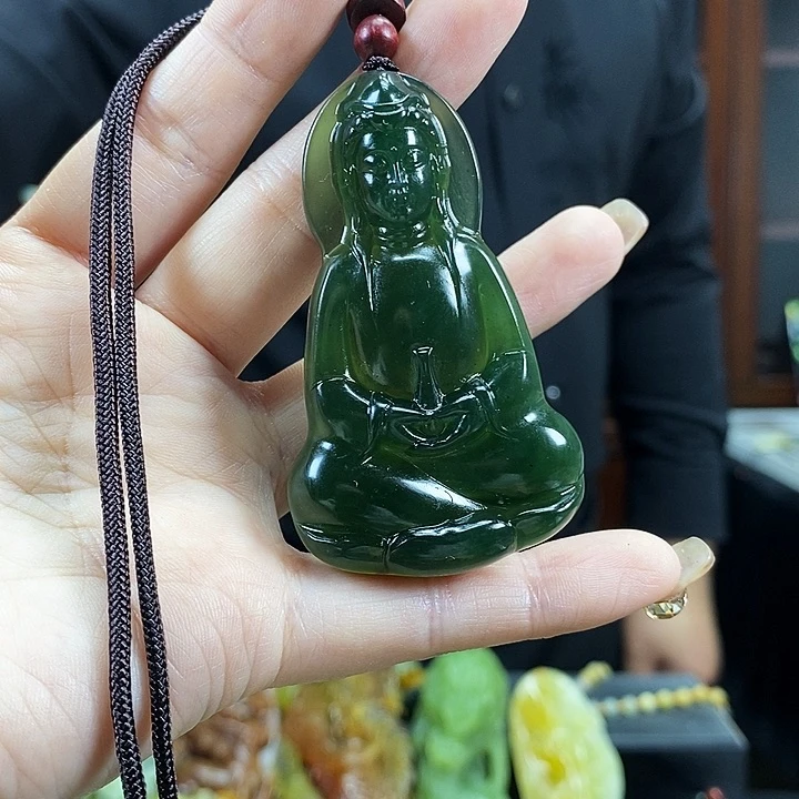 蛇纹石玉吊坠未镶嵌