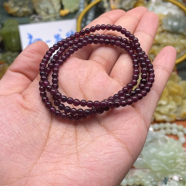 蛇纹石玉吊坠合金