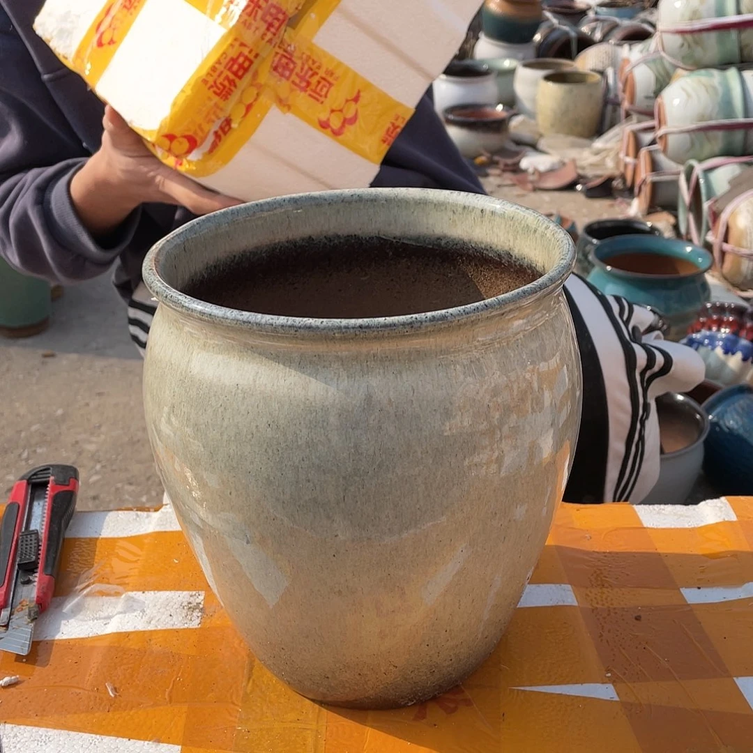 红陶陈**妇宜兴紫砂花盆微瑕