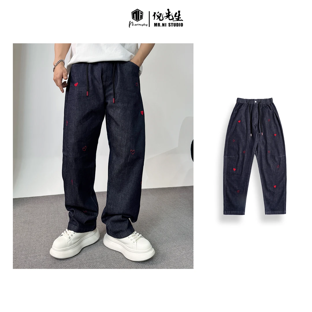 MR.NI/倪先生「以爱为名」神裤系列/26代刺绣爱心弯刀直筒牛仔裤