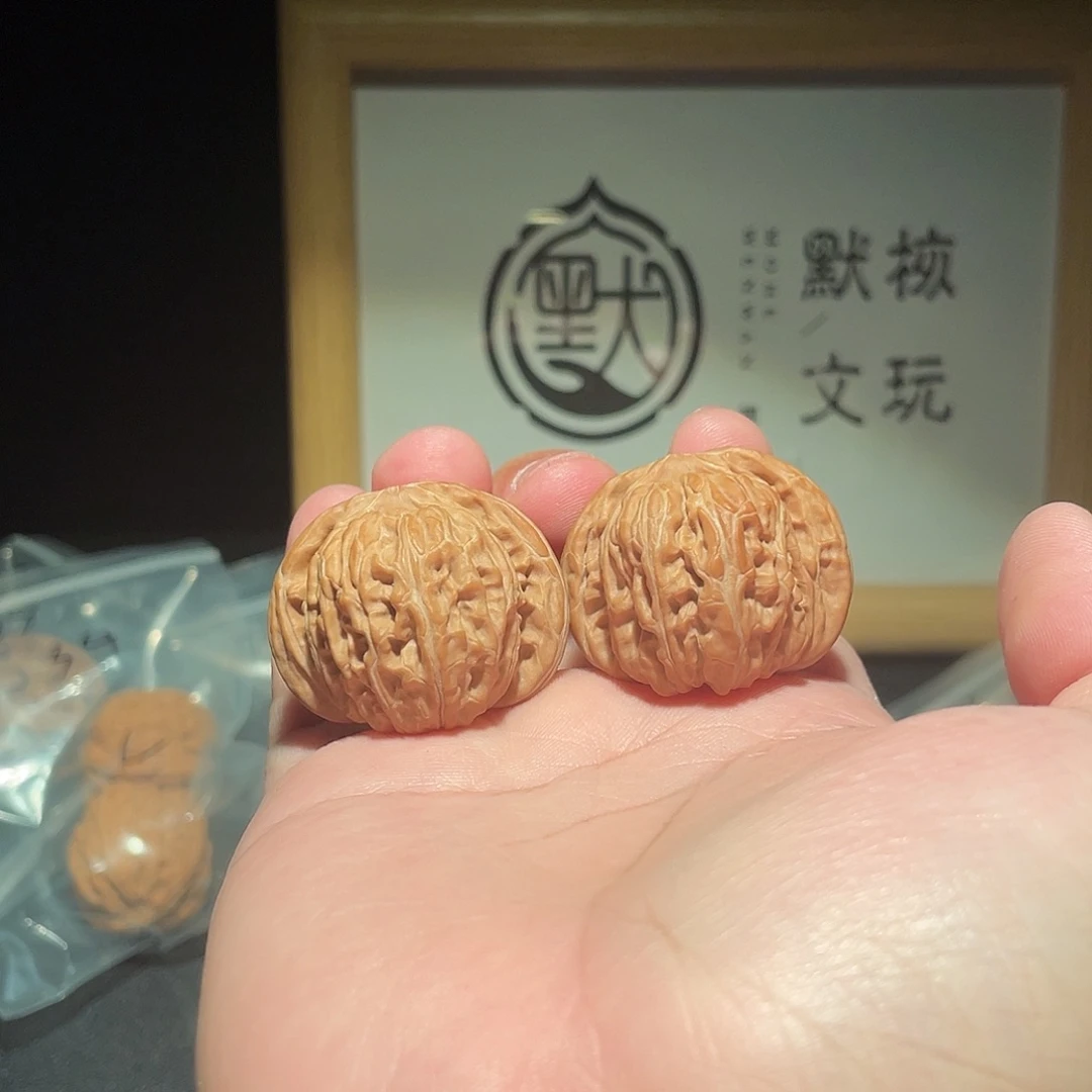 吊坠文玩核桃36全品汉高楼