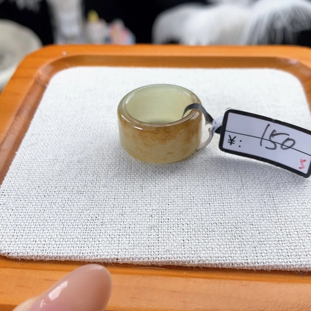 和田玉未镶嵌戒指r27飘糖圆切17.8