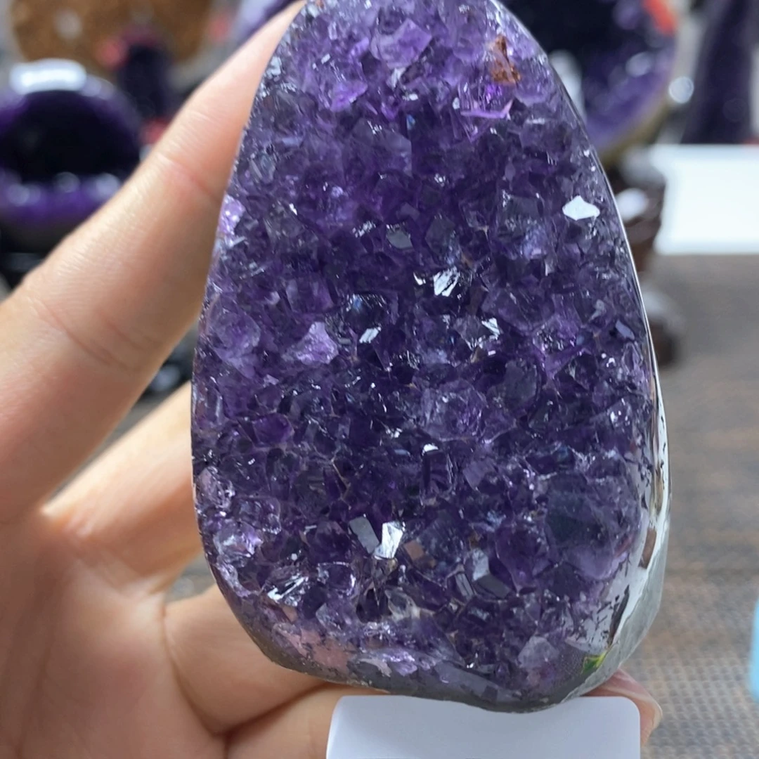 紫晶大型摆件（非配饰）未镶嵌